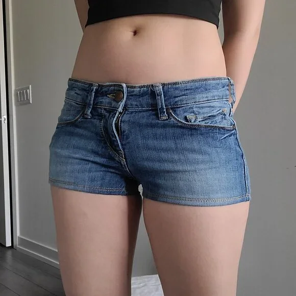 Lucky Brand Low-Rise Y2k Vintage Micro Shorts - Picture 4 of 7